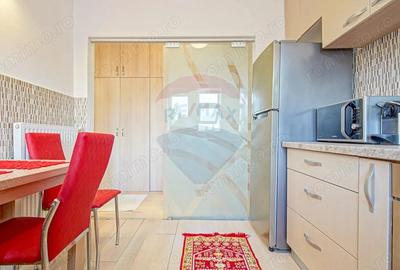 Apartament cu 3 camere decomandat în Calea București