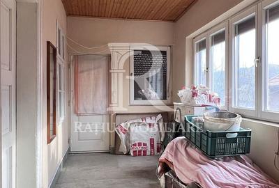 Casă cu 3 camere cu Teren 1500 Mp în Cața - 13