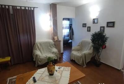 Casă cu 4 camere cu Teren 249 Mp în Valu lui Traian - 16