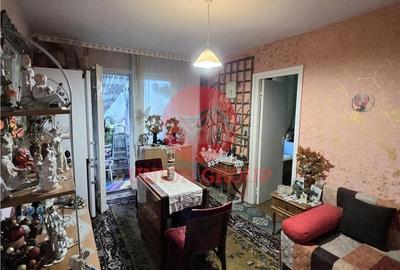Apartament cu 3 camere semidecomandat în Inel II - 1