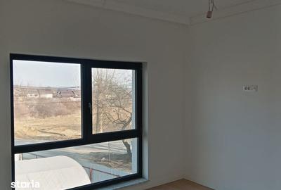Casă cu 4 camere cu Teren 400 Mp în Miroslava - 5
