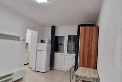 Garsoniera decomandat - zona Noua - 1