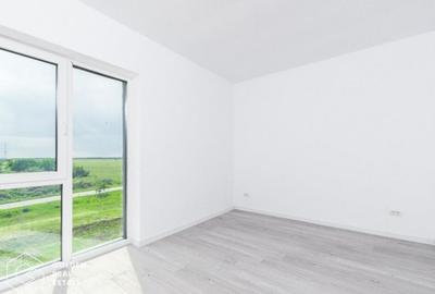 Spatiu Comercial de 53 mp cu Parcare - 2