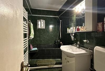 Apartament cu 3 camere decomandat în Tomis Nord - 9