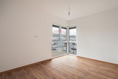 Apartament cu 3 camere decomandat, mobilat în UTA - 22