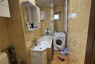 Garsonieră decomandată în Vitan - 3