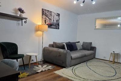 Apartament cu 2 camere decomandat în Central - 1