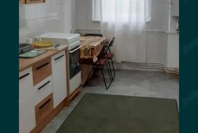 Inchiriez apartament 2 camere - Cetate - 1