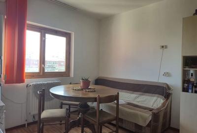 Apartament cu 2 camere decomandat în Central - 4