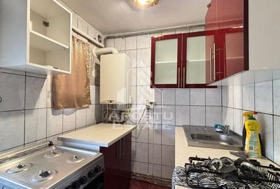 Apartament cu 3 camere in zona Sagului, centrala termica si ac - 4