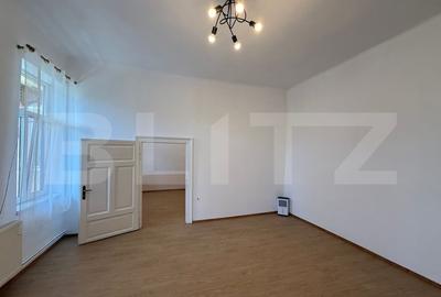 Apartament de vanzare, cu 2 camere, 54 mp, zona semicentrala - 2