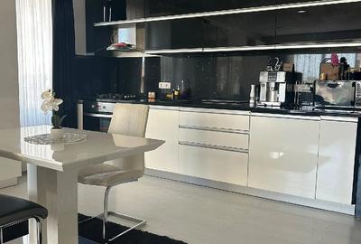 Apartament cu 2 camere decomandat în Central - 3