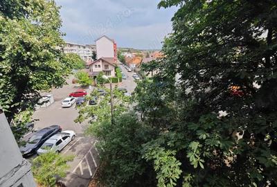 Garsonieră decomandată în Rogerius