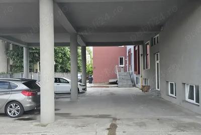 Proprietar ofer spre inchiriere spa?iu comercial - 1