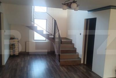 Casă cu 5 camere cu Teren 800 Mp în Central - 4