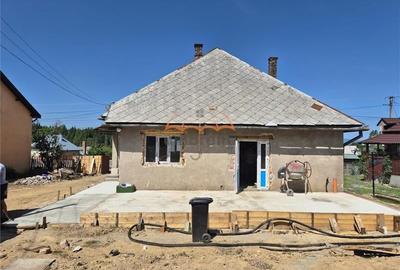 Casa de vanzare in Belis, in centru. - 3