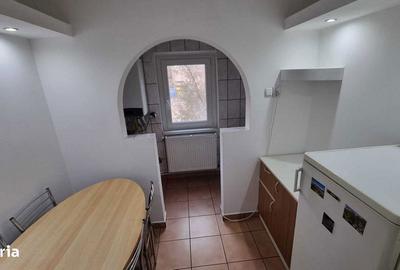 Apartament cu 2 camere decomandat în Central - 2
