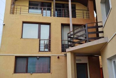 Casă cu Teren 782 Mp în Central - 8