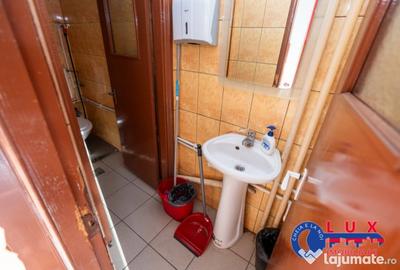Spațiu comercial, de 35 mp, în Peco - 3