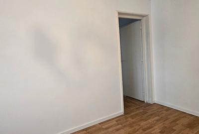 Apartament cu 3 camere semidecomandat în Drumul Taberei - 3