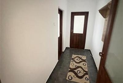 2 camere decomandat in vila Sagului -Turist centrala proprie - 5