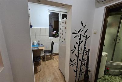 Garsonieră decomandată în Județean - 8