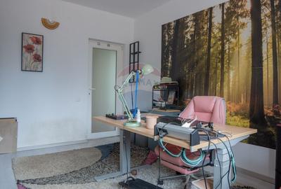 Casă cu 8 camere cu Teren 950 Mp în Roșu - 37