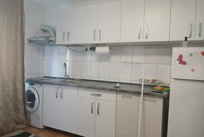 Inchiriez garsoniera la Piata Nicolina langa Mathaus1300 lei - 4