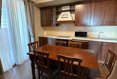 Apartament cu 3 camere decomandat, mobilat în Central - 40