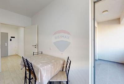 Apartament cu 2 camere decomandat în Tractorul - 4