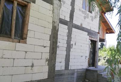 Casa de vanzare in comuna Ganeasa - 2