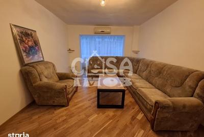 Apartament cu 3 camere decomandat în Micro 8 - 15