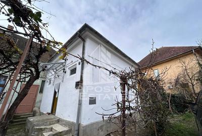 Apartament cu 3 camere la casa in zona Complexului Studen...