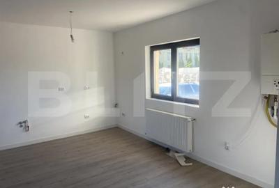 Casă cu 4 camere cu Teren 252 Mp în Central - 12