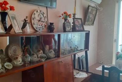 Apartament cu 2 camere semidecomandat în Independenței