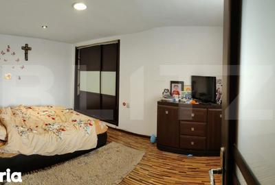 Casă cu 8 camere cu Teren 2667 Mp în Central - 13