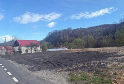 Teren de 1589 mp, în Criva