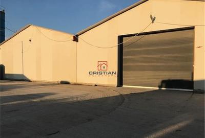 Spațiu comercial, de 2,200 mp, în Central - 3