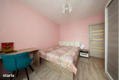 Apartament cu 3 camere decomandat în Florilor - 15