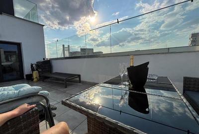 Penthouse cu 3 camere decomandat în Banu Manta - 1