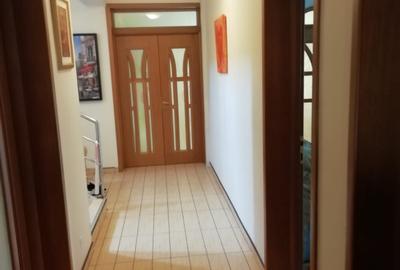 Casa individuala | Curte 700 mp | Garaj, terase, Centrala termica, acte la zi Casa individuala | Curte 700 mp | Garaj, terase, Centrala termica, acte la zi - 4