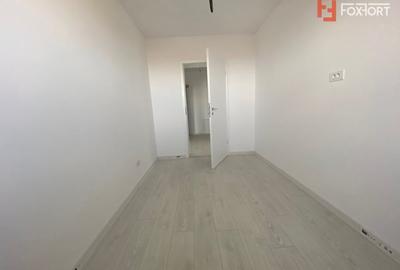 Apartament cu 3 camere decomandat în Giroc - 28