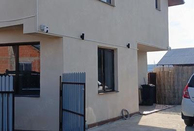 Casă cu Teren 500 Mp în Valea Stânii - 11
