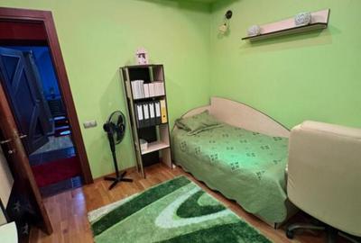 Apartament 4 camere decomandat, 77 mp, etaj 2, Loc Parcare , - 5