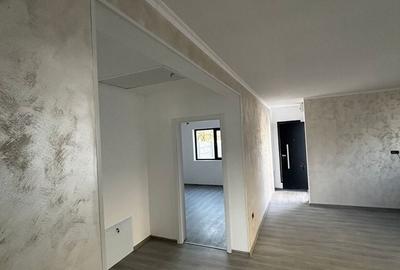 Casă cu 3 camere în Central - 2