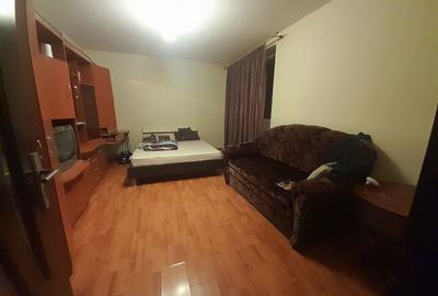 Apartament cu 2 camere decomandat în Rogerius