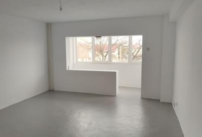 Apartament cu 2 camere semidecomandat în Nord - 2