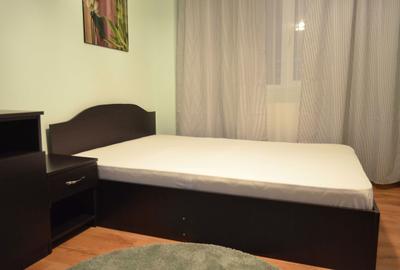 Apartament cu 4 camere decomandat, mobilat în Cantacuzino