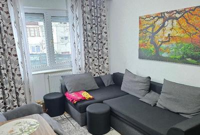 Apartament cu 2 camere semidecomandat în Micro 15