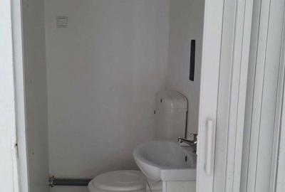 Spațiu comercial, de 58 mp, în Central